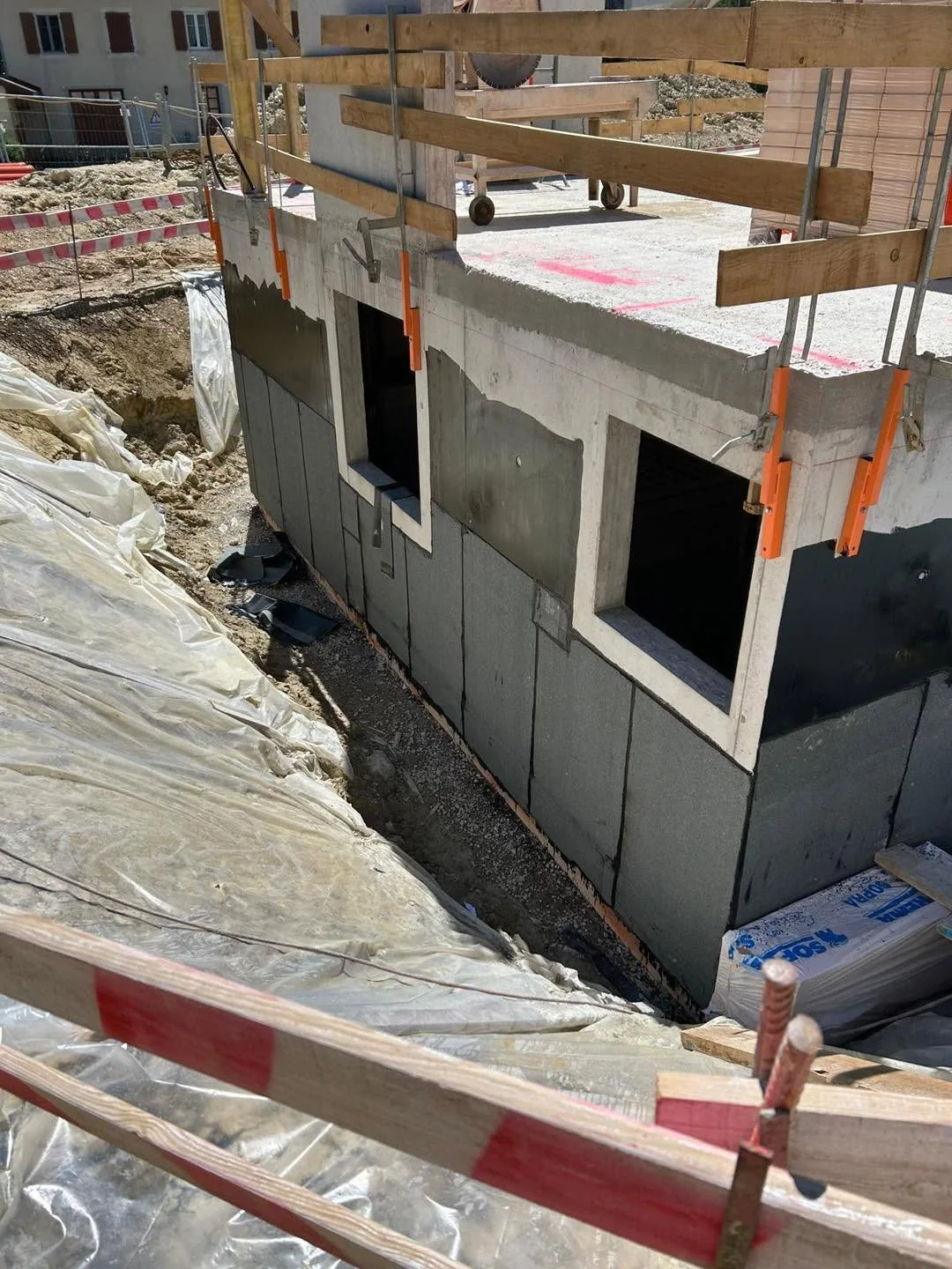 Travaux spéciaux — réalisation de Bati Étanchéité